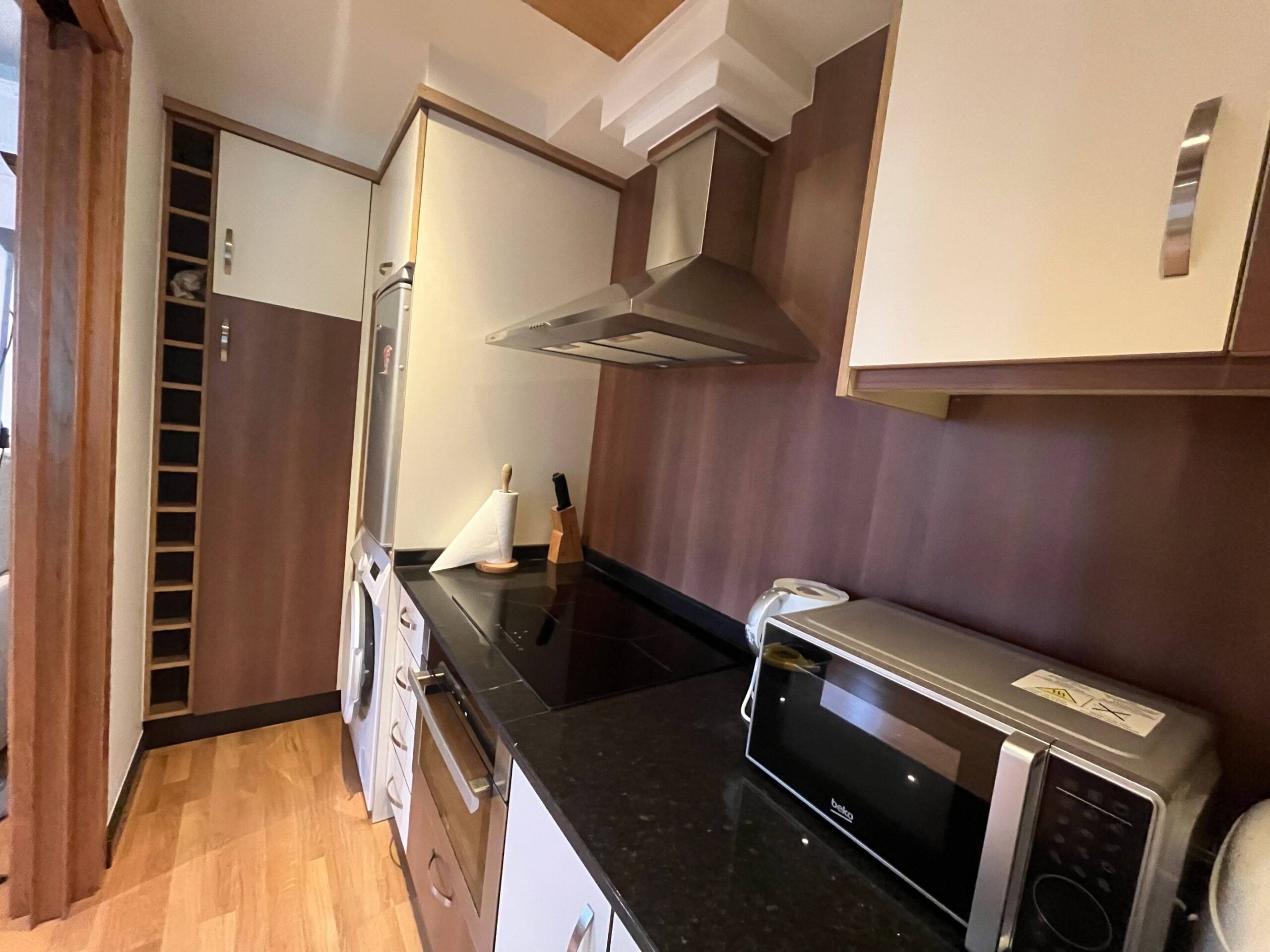 SE ALQUILA APARTAMENTO EN CASCO HISTÓRICO. ALQUILER TEMPORAL - Imaxe 9