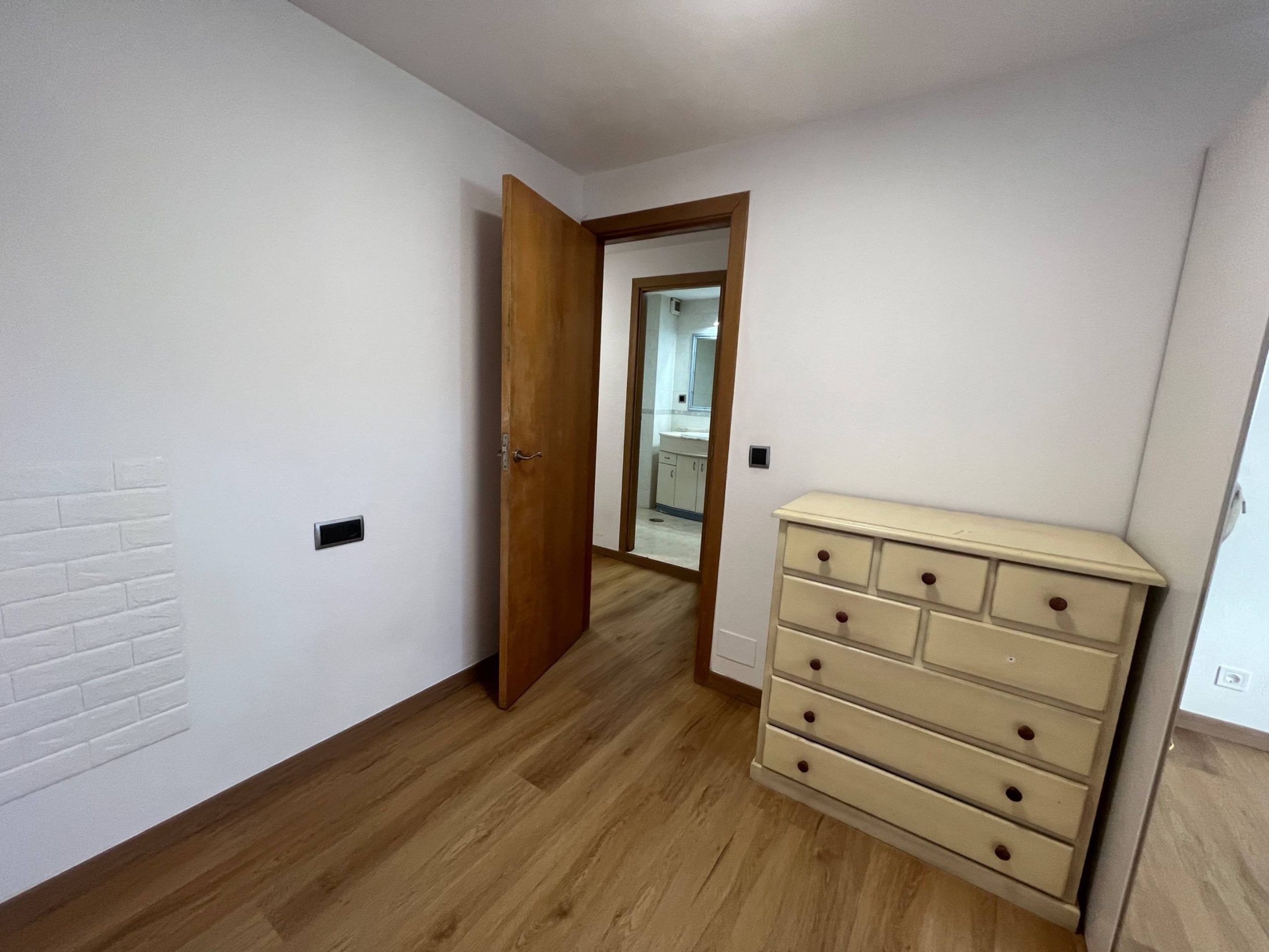 SE ALQUILA APARTAMENTO DE DOS HABITACIONES. SÓLO ALQUILER TEMPORAL - Imaxe 13