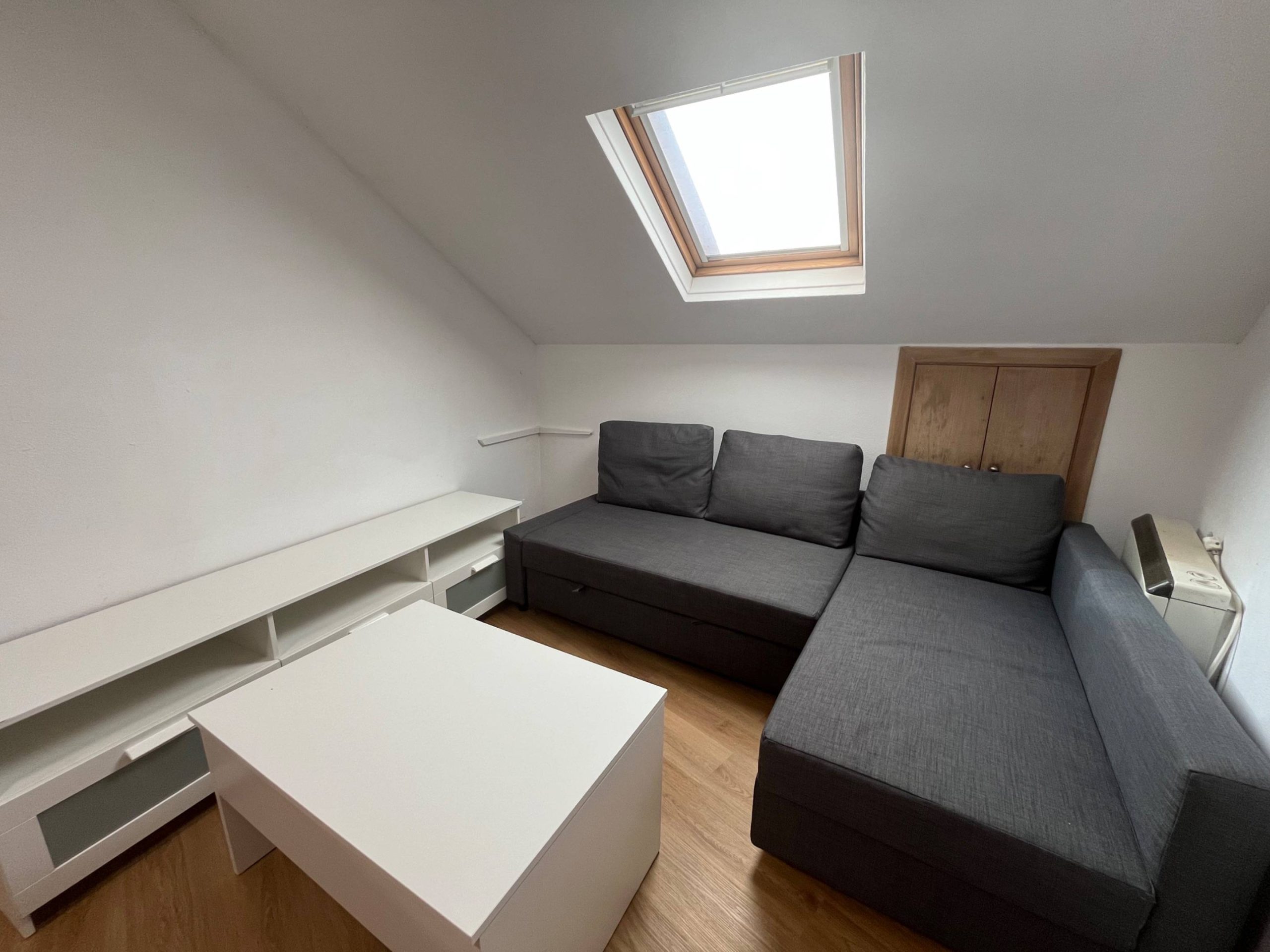 SE ALQUILA APARTAMENTO DE DOS HABITACIONES. SÓLO ALQUILER TEMPORAL - Imaxe 3