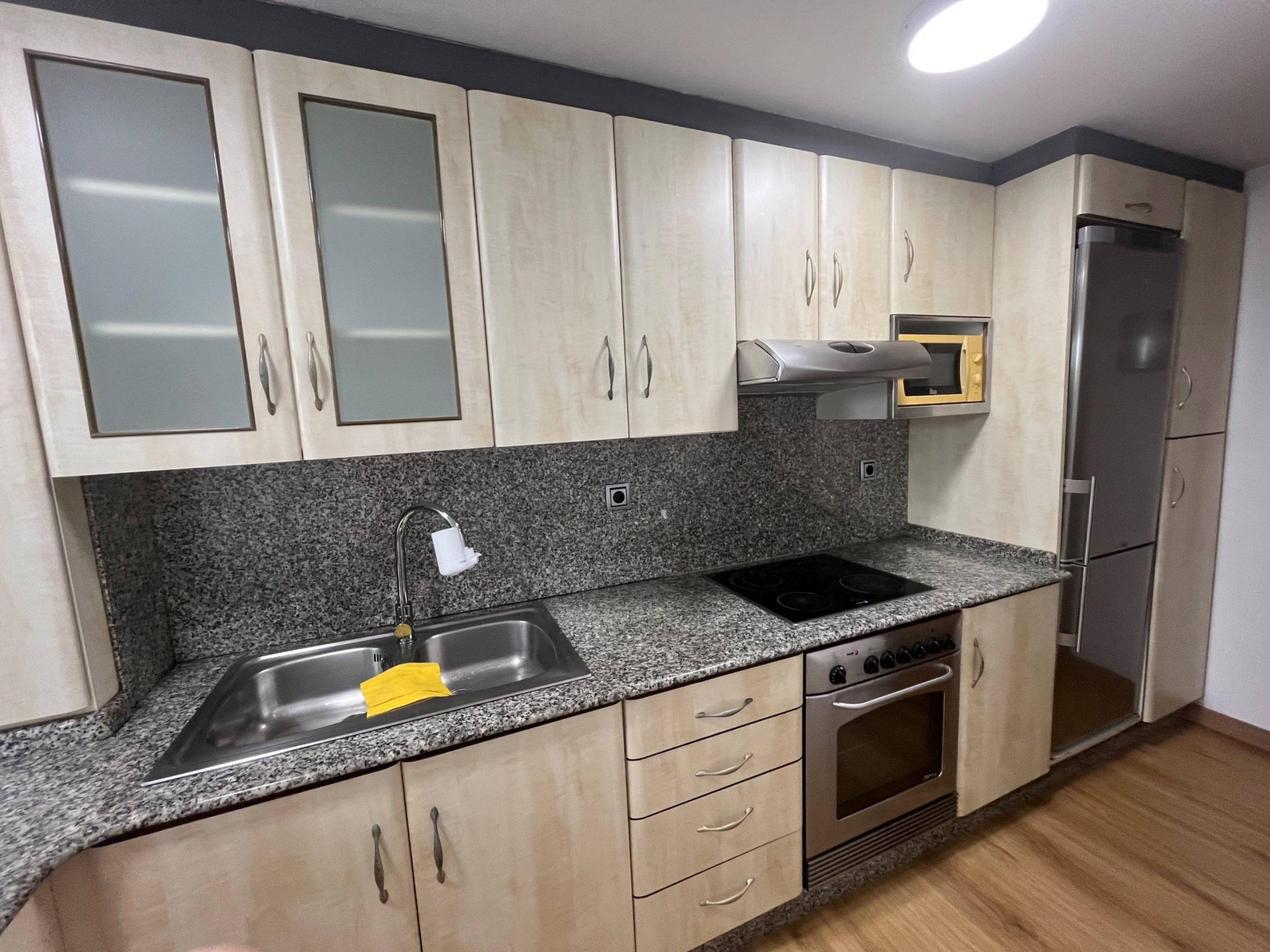 SE ALQUILA APARTAMENTO DE DOS HABITACIONES. SÓLO ALQUILER TEMPORAL - Imaxe 5
