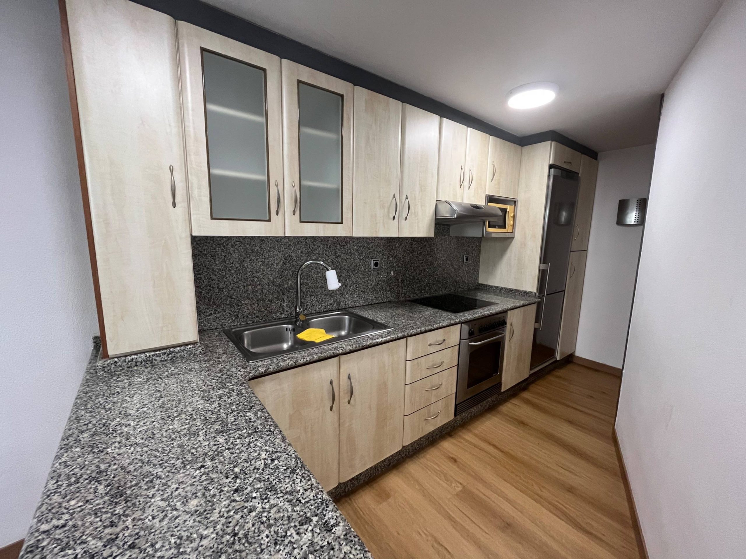 SE ALQUILA APARTAMENTO DE DOS HABITACIONES. SÓLO ALQUILER TEMPORAL - Imaxe 6