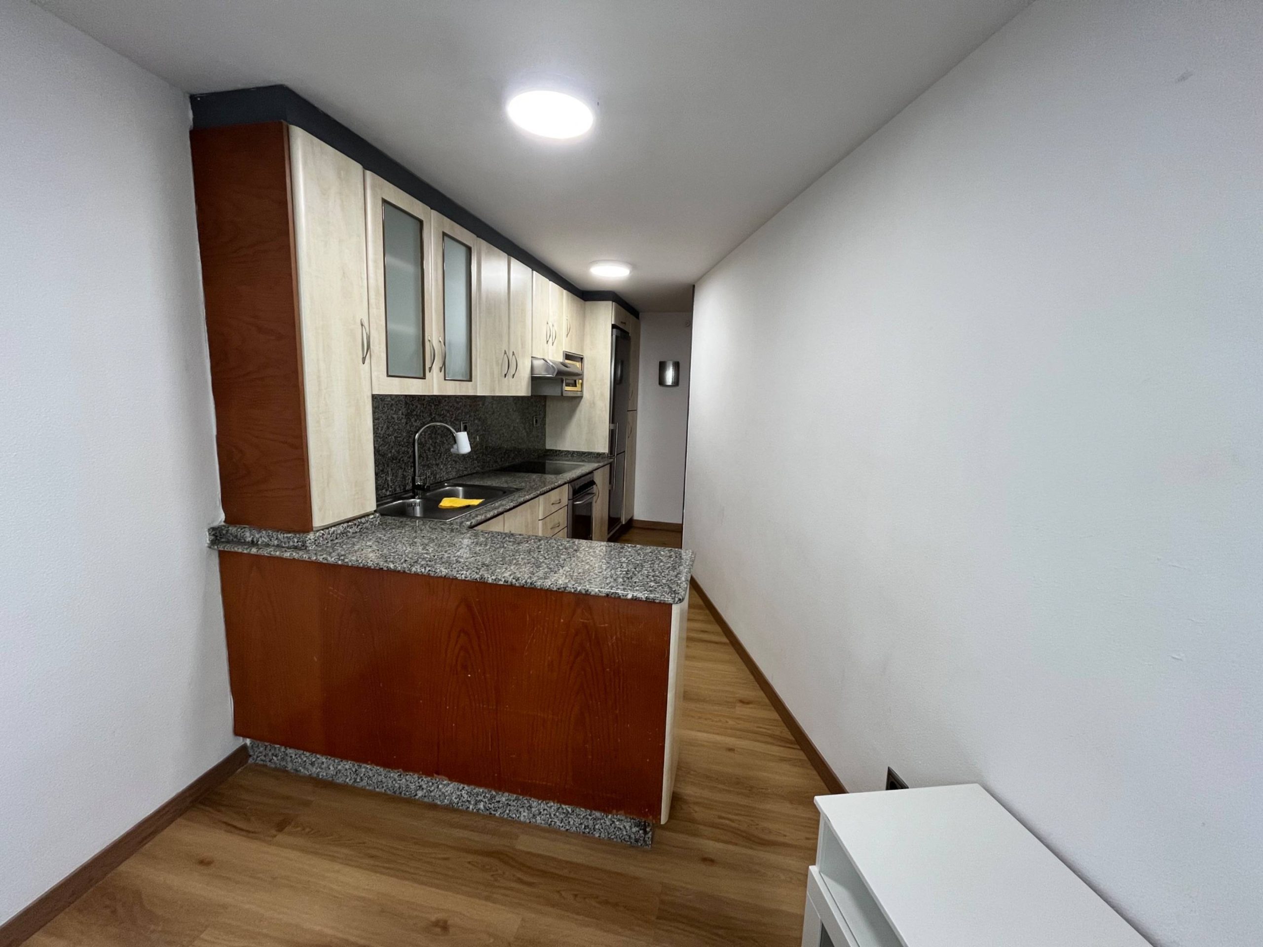 SE ALQUILA APARTAMENTO DE DOS HABITACIONES. SÓLO ALQUILER TEMPORAL - Imaxe 7