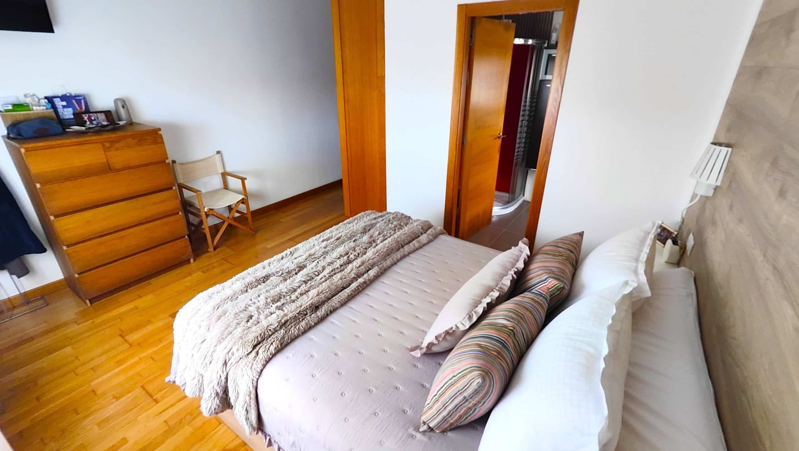 Casa para entrar a vivir con jardín y piscina en Luou, Teo - Imaxe 19