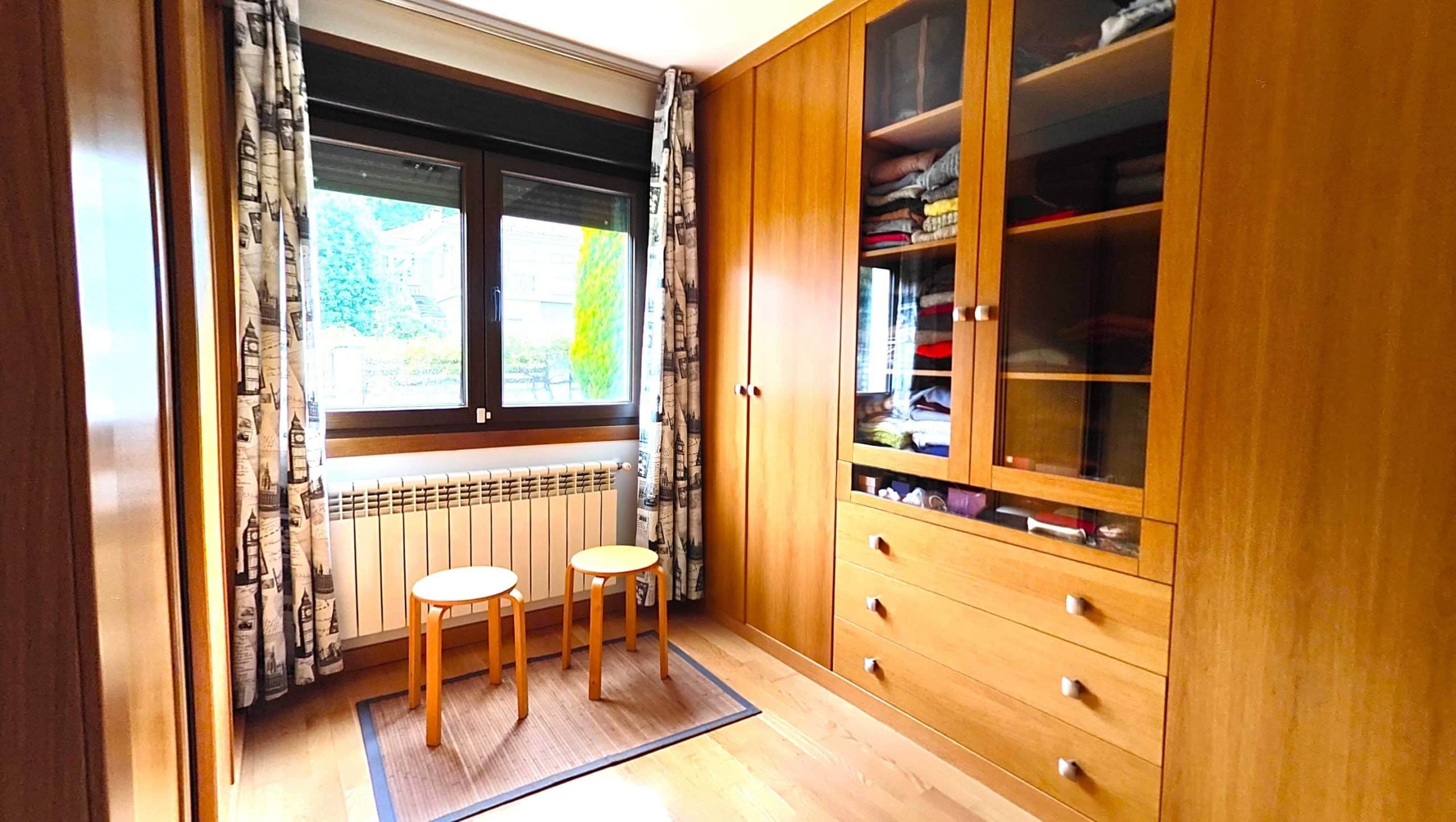 Casa para entrar a vivir con jardín y piscina en Luou, Teo - Imaxe 24