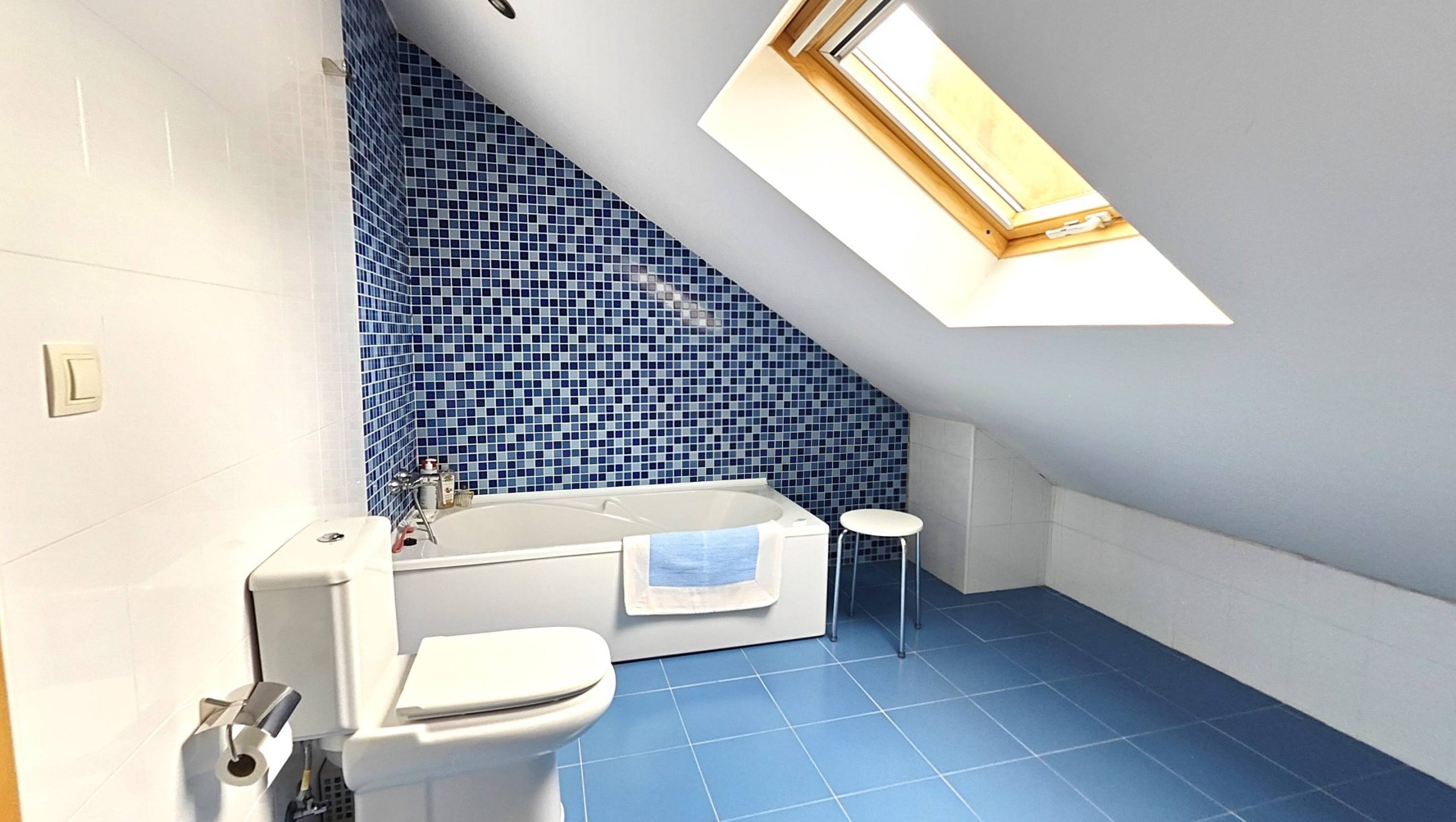 Casa para entrar a vivir con jardín y piscina en Luou, Teo - Imaxe 34