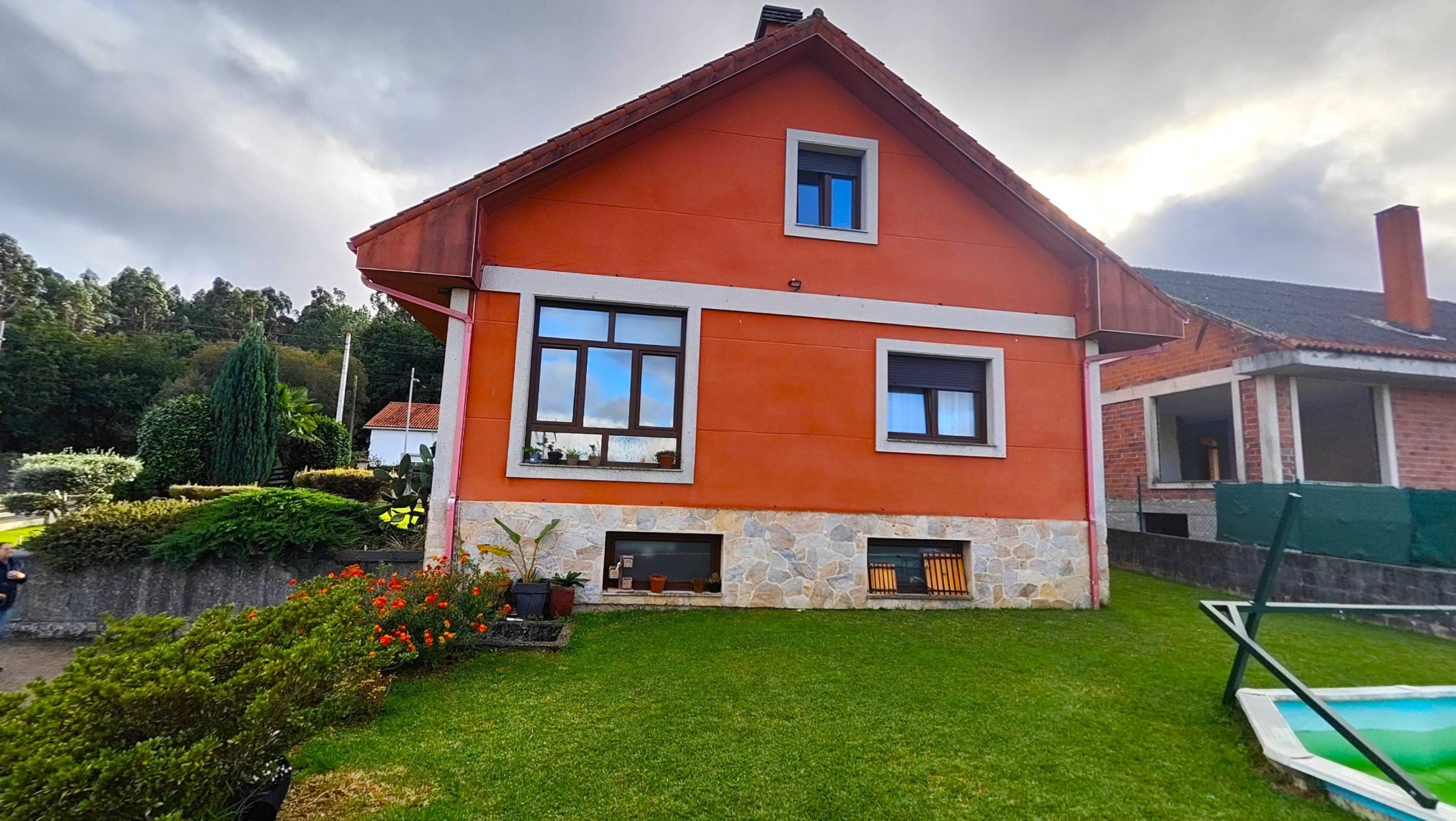 Casa para entrar a vivir con jardín y piscina en Luou, Teo - Imaxe 66